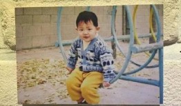 朴灿烈妈妈爆料了吗视频,揭秘明星家庭生活点滴