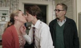 偷窥狂人完整在线观看,窥探人性深渊的惊悚之旅